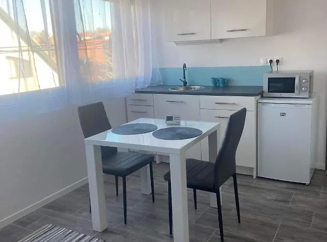 招待所 Corner 蒂豪尼