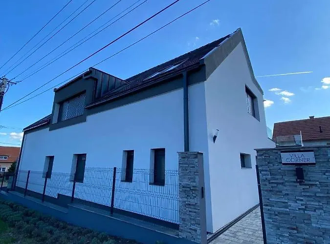 Corner 招待所 蒂豪尼